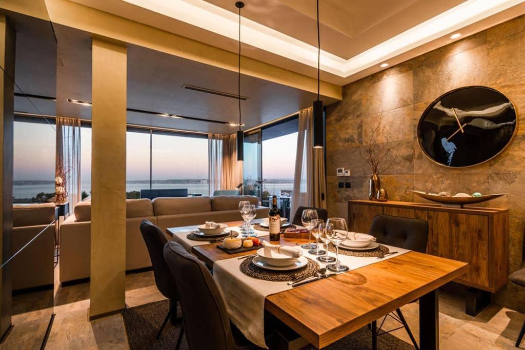 The Minipenthouse Terrace & Spa Paço de Arcos Εξωτερικό φωτογραφία