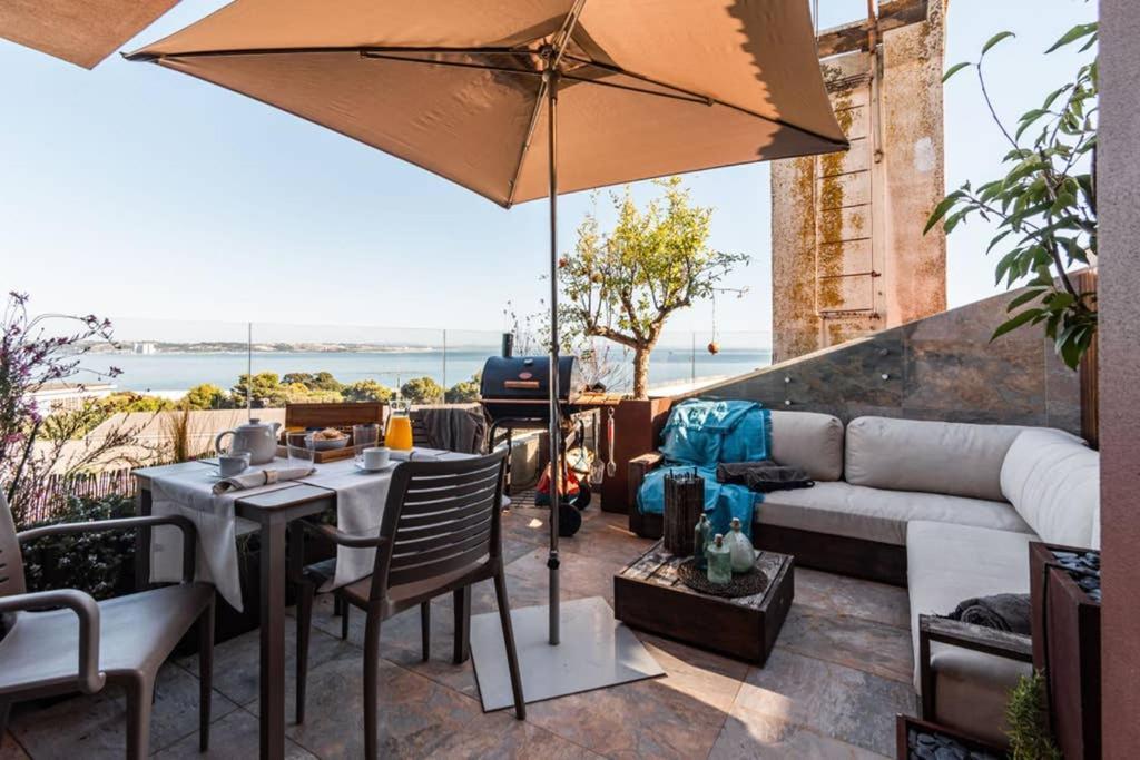 The Minipenthouse Terrace & Spa Paço de Arcos Εξωτερικό φωτογραφία